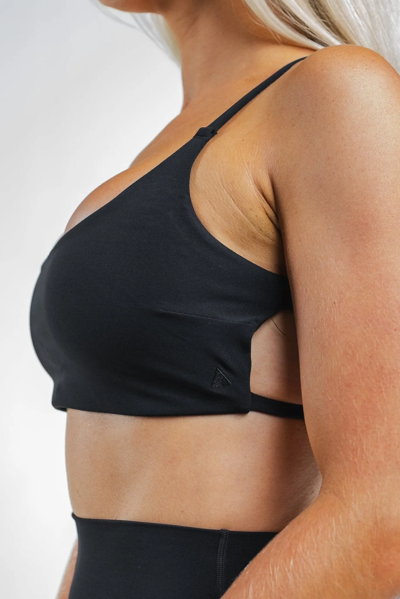 Cloud II™ Strappy Bra - Midnight